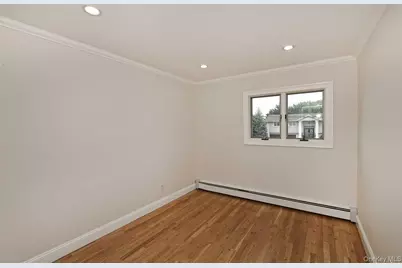 107 Beverly Road, Massapequa, NY 11758 - Photo 18