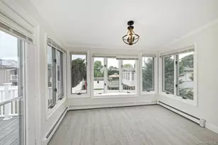 107 Beverly Rd, Massapequa, NY 11758 - Photo 14