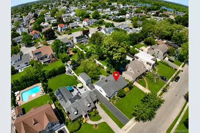 51 Fox Boulevard, Massapequa, NY 11758 - Photo 36