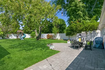 51 Fox Boulevard, Massapequa, NY 11758 - Photo 30