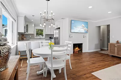 51 Fox Boulevard, Massapequa, NY 11758 - Photo 6