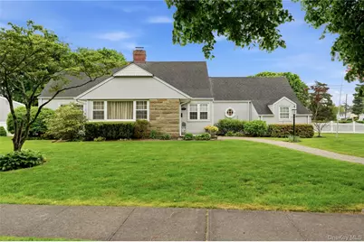 99 Oldfield Avenue, Amityville, NY 11701 - Photo 1
