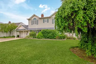 88 Bloomingdale Rd, Levittown, NY 11756 - Photo 20