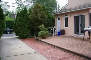 48 Orchard Beach Blvd, Port Washington, NY 11050 - Photo 2