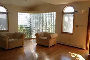 48 Orchard Beach Blvd, Port Washington, NY 11050 - Photo 4