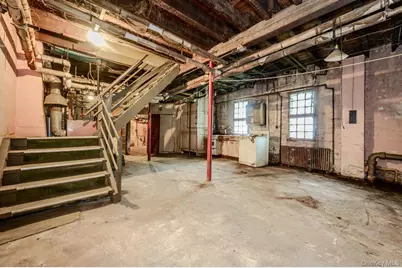299 Tompkins Avenue, Yonkers, NY 10703 - Photo 22