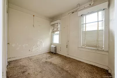 299 Tompkins Avenue, Yonkers, NY 10703 - Photo 8