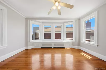 261 E 239th Street, Bronx, NY 10470 - Photo 24