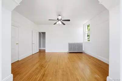 261 E 239th Street, Bronx, NY 10470 - Photo 36