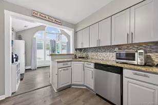 1438 Harding St, North Bellmore, NY 11710 - Photo 10