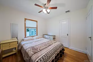 1905 Park Ave, East Meadow, NY 11554 - Photo 22