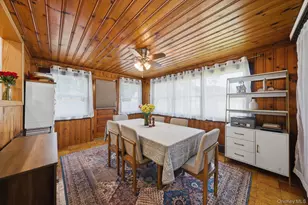 1905 Park Ave, East Meadow, NY 11554 - Photo 16