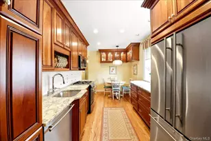 1843 Yates Ave, Bronx, NY 10461 - Photo 10