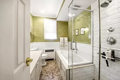 1843 Yates Avenue, Bronx, NY 10461 - Photo 20