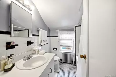1843 Yates Avenue, Bronx, NY 10461 - Photo 14
