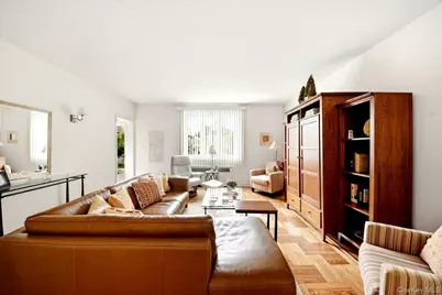 1843 Yates Avenue, Bronx, NY 10461 - Photo 4