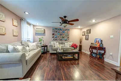 4 Country Greens Drive, Holtsville, NY 11742 - Photo 6