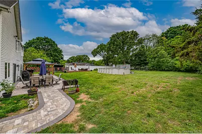 4 Country Greens Drive, Holtsville, NY 11742 - Photo 24