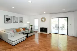 81 Estate Dr, Jericho, NY 11753 - Photo 10