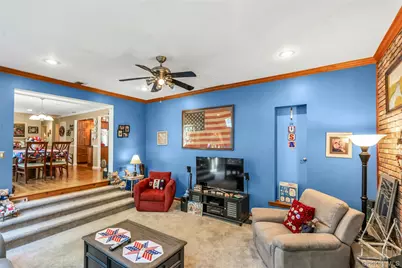 25 Del Place, Hauppauge, NY 11788 - Photo 12