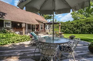 27 Arcadia Dr, Dix Hills, NY 11746 - Photo 40
