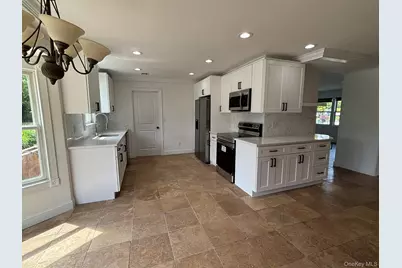 42 Annandale Road, Stony Brook, NY 11790 - Photo 10