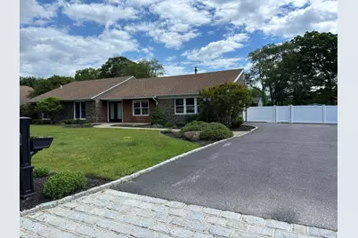 42 Annandale Road, Stony Brook, NY 11790 - Photo 2