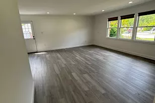 42 Annandale Rd, Stony Brook, NY 11790 - Photo 16