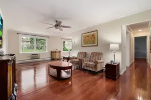 404 Sierra Vista Ln, Valley Cottage, NY 10989 - Photo 4