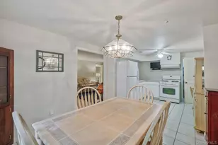 301 Birchwood Rd, Medford, NY 11763 - Photo 10