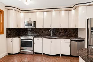 79-19 149th St, Kew Gardens, NY 11367 - Photo 8