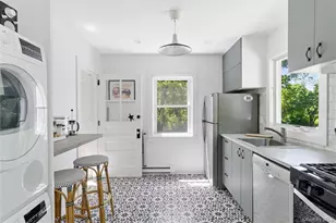 2 Prospect Ave, Shelter Island, NY 11964 - Photo 10