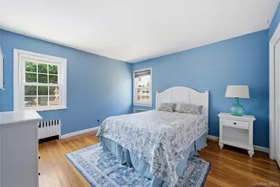 28 Hemlock Lane, Bay Shore, NY 11706 - Photo 18