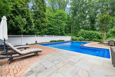 5 Fox Hunt Court, Cold Spring Harbor, NY 11724 - Photo 28