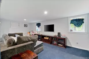 5 Fox Hunt Ct, Cold Spring Harbor, NY 11724 - Photo 24