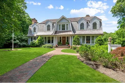 5 Fox Hunt Court, Cold Spring Harbor, NY 11724 - Photo 1
