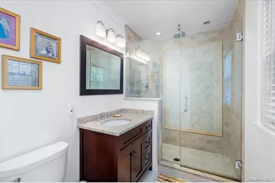 367 Old Mamaroneck Road, White Plains, NY 10605 - Photo 22