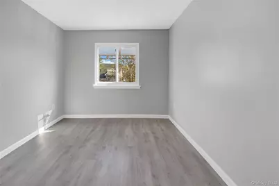 437 Torry Avenue, Bronx, NY 10473 - Photo 22