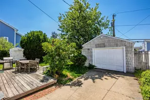 68 Crescent Ln, Levittown, NY 11756 - Photo 42