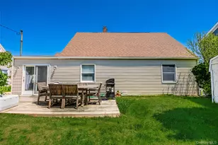 68 Crescent Ln, Levittown, NY 11756 - Photo 38
