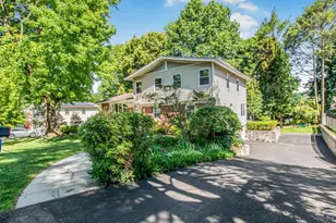 36 Balmoral Cres, White Plains, NY 10607 - Photo 34
