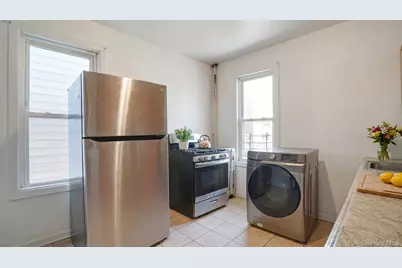 2657 Briggs Avenue, Bronx, NY 10458 - Photo 10