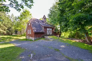 6 S Post Ln, Airmont, NY 10952 - Photo 36