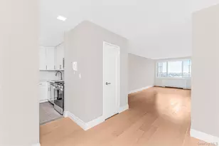 3333 Henry Hudson Pkwy, Bronx, NY 10463 - Photo 2