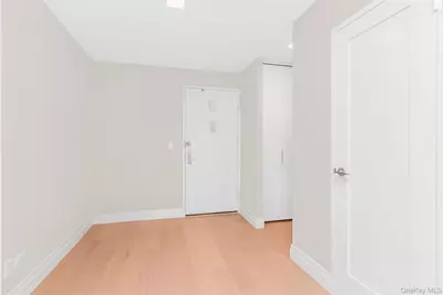3333 Henry Hudson Parkway #18C, Bronx, NY 10463 - Photo 4
