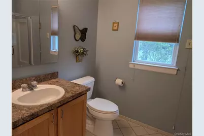27 Morley Circle, Melville, NY 11747 - Photo 10
