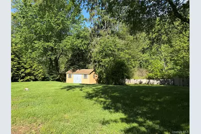 25 Gilbert Drive, Hyde Park, NY 12538 - Photo 12
