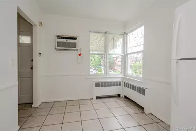1103 Rhinelander Avenue, Bronx, NY 10461 - Photo 12