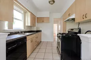 1103 Rhinelander Ave, Bronx, NY 10461 - Photo 10