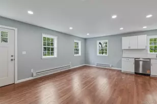 47 Lake Dr, Wyandanch, NY 11798 - Photo 10